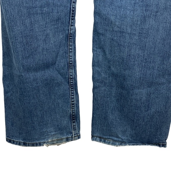 Lee Relaxed Fit Straight Leg Denim Jeans Men's 42 x 32 Medium Blue Frayed Hem - Picture 5 of 9